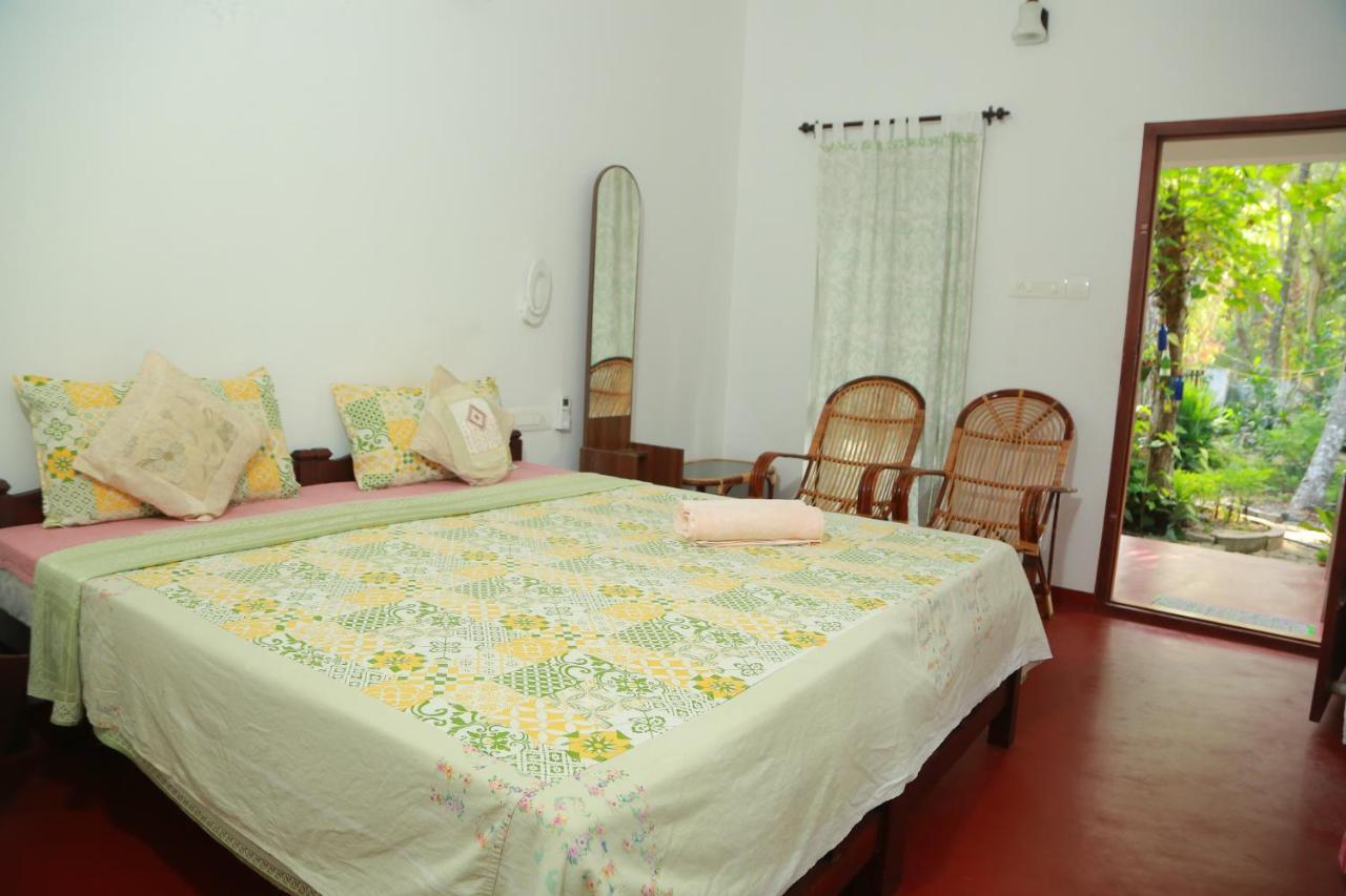 Marari Charlys Homestay Alappuzha Exterior foto